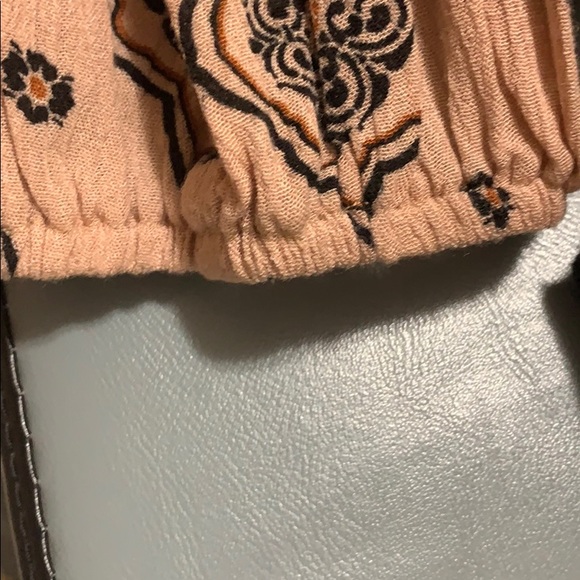 Forever 21 Pink Paisley Tie-Up Shirt - Picture 5 of 5